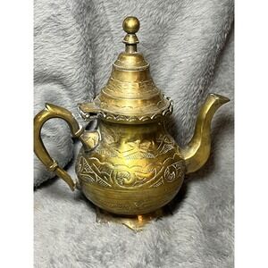 Vintage Brass Teapot‎ 9" Ornate Hand Engraved Middle Eastern Style Decor